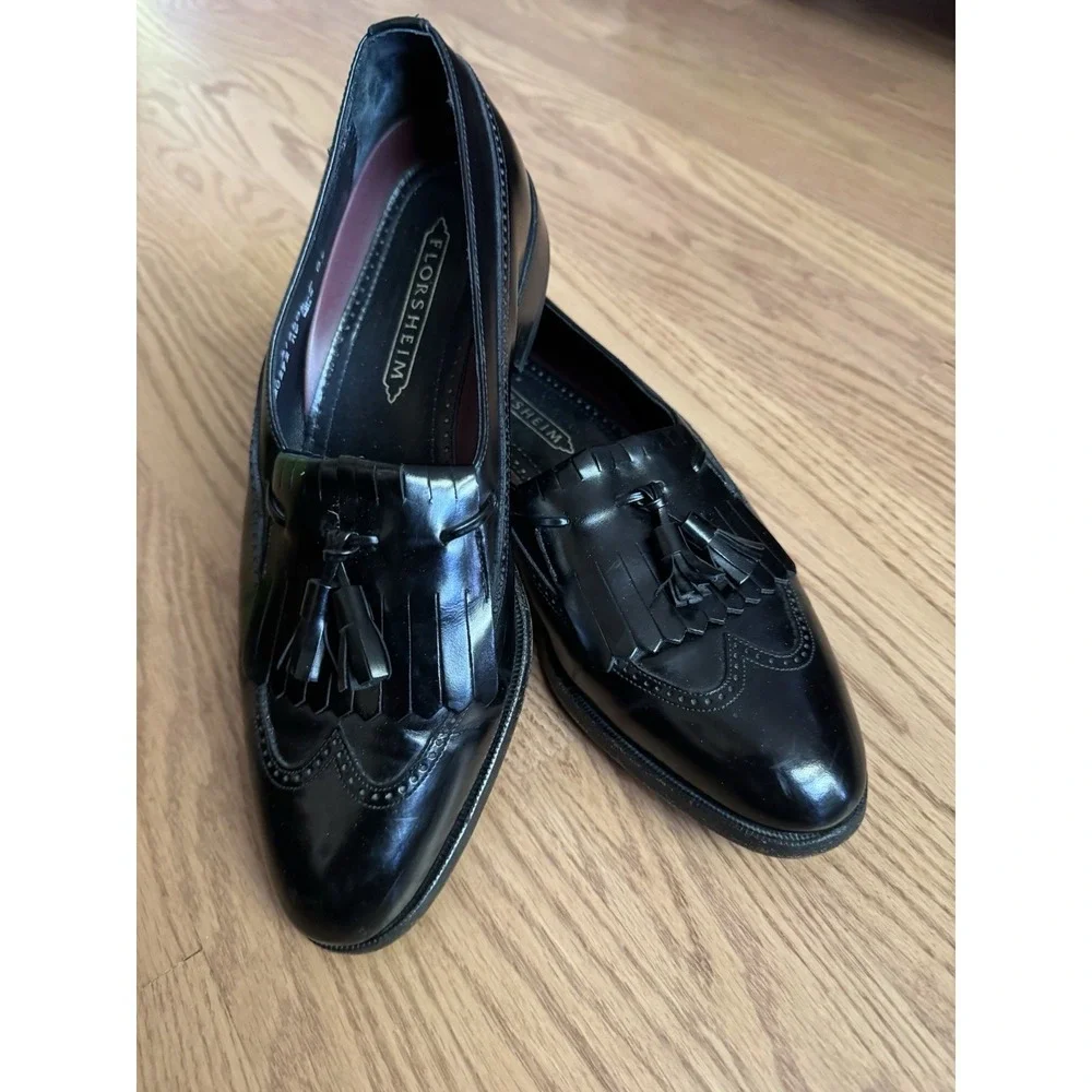 Vtg Florsheim Black Leather Tassel Loafers 10 1/2 D Kiltie Dress Shoes RUNS BIG